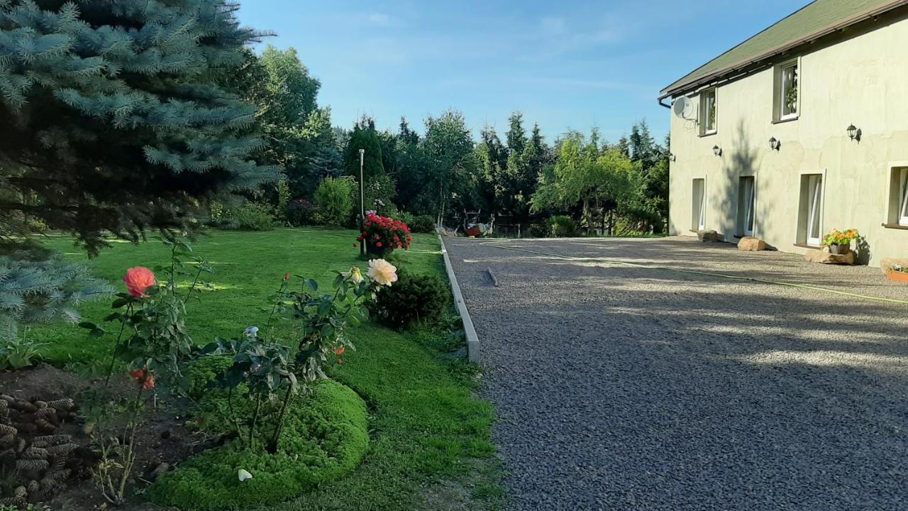 Noclegi U Przewodnikow - Zwiedzaczek Lubawka Esterno foto