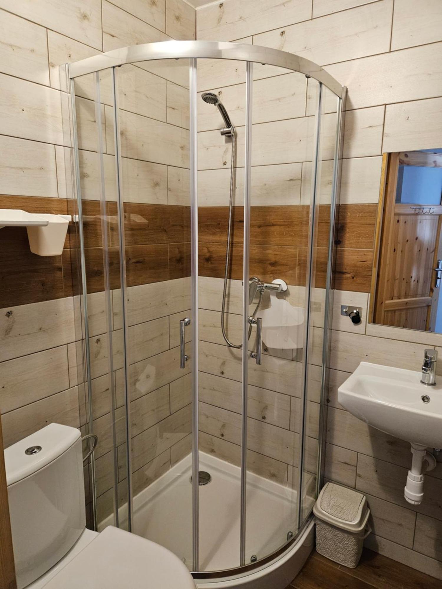 Noclegi U Przewodnikow - Zwiedzaczek Lubawka Camera foto