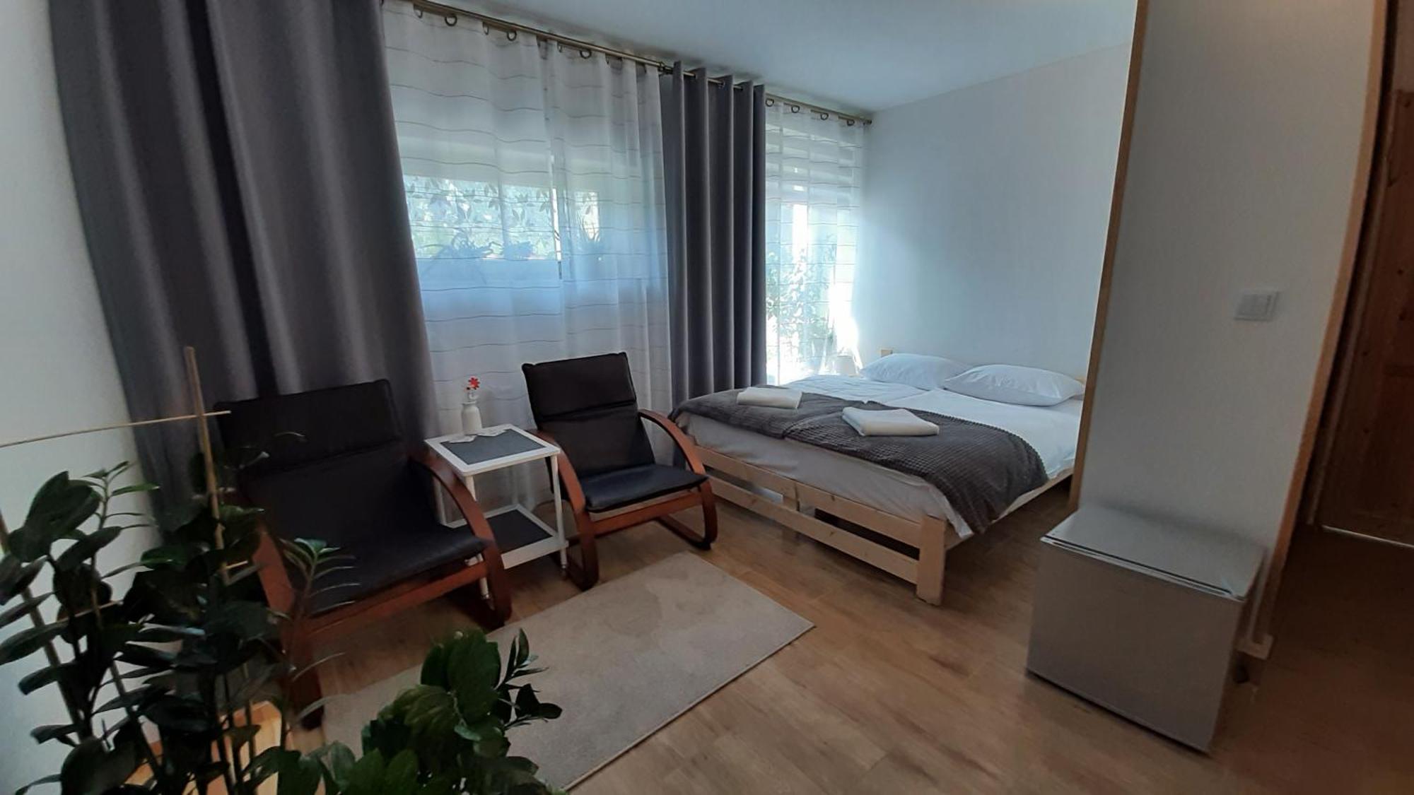 Noclegi U Przewodnikow - Zwiedzaczek Lubawka Esterno foto